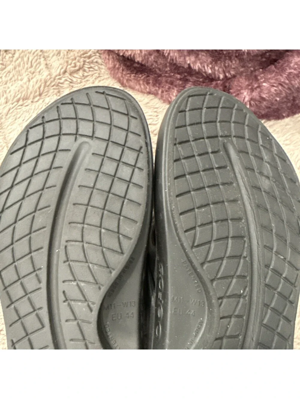 OOFOS OOriginal Sport Sandal, Graphite - Men’s Size 11-13, Excellent Condition